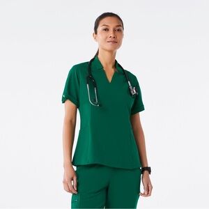 Hunter green FIGS Inala Slim women’s scrub top size small S limited edition